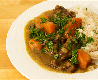 Norsk “Beef Curry” med søtpotet og ris