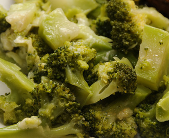 Broccoli med ost