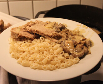 Picnicbog, pasta och sherrysås