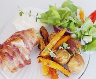 Fyllda kycklingrullader med bacon och fetaostsås