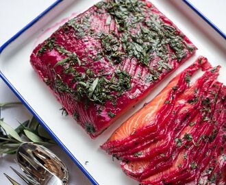 Beetroot & Gin Cured Salmon Gravlax | Food, Cured salmon recipe, Food cures