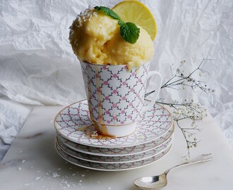 Vanilla Sauce Ice Cream with Lime and Spearmint