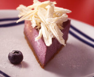 Blåbärs-cheesecake - Recept - Tasteline.com