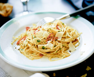 Spaghetti olio, aglio e peperoncino
