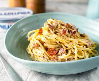 Familjens enkla carbonara med Philadelphia