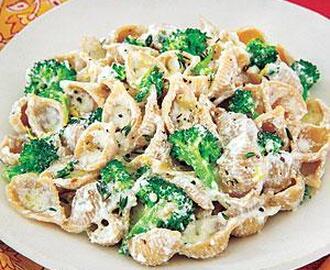 Pasta with Broccoli and Ricotta