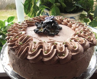 En liten choklad tårta så här på marknadsdagen :)