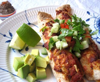 Sötpotatis enchiladas med chipotle- och spenatsås