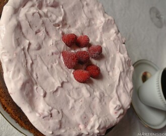 Kladdkaka, godis och rent vatten!