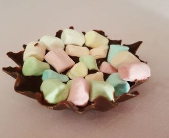 Chokladformar med marshmallows