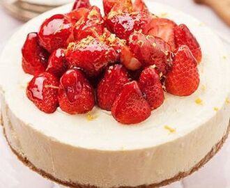 Citroncheesecake med jordgubbar