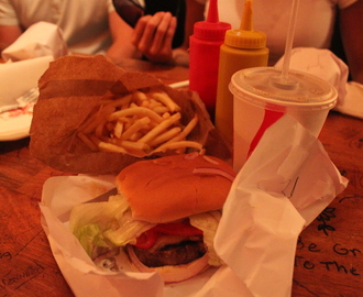 New York: Grymma burgare på Burger Joint
