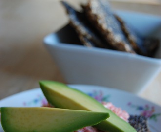 Glutenfria knäckebröd med chiafrön