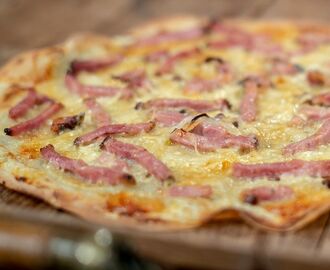 Tarte flambée gratinée