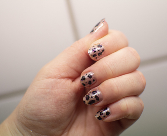 Leopard-naglar och piercing!