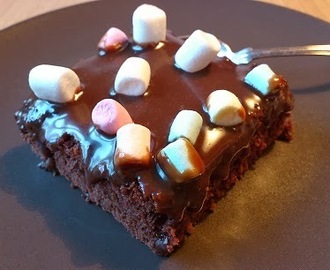 Chokladrutor med marshmallowstopp.
