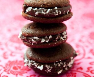 chokladwhoopie med salt chokladfyllning