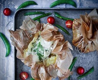 Spännande torskpaket med potatis, blomkål och grädde