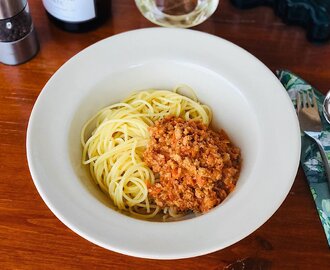 Recept på Gräddig pastasås med kycklingfärs