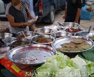 Thailand, del 3. (Mat)-Marknad i Cha-Am och chilidippa!