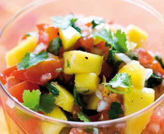Salsa med mango och paprika
