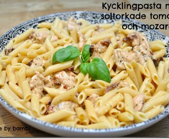 Kycklingpasta med soltorkade tomater och mozarella