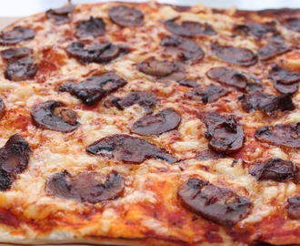 Panpizza med barbecuechampinjoner