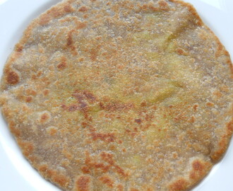 Aloo paratha - smakrika indiska "potatispannkakor" med gurkraita