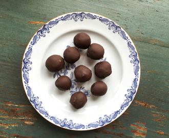 Nötfria kolabollar med mörk choklad och havssalt. - Food Pharmacy