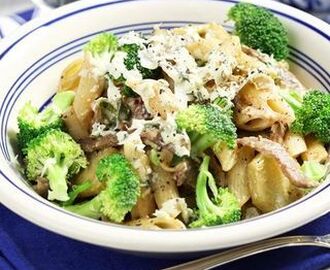 Pastasås med lövbiff och broccoli