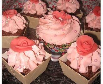 Romance cupcake