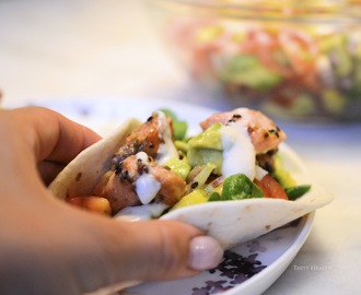 Laxtacos med mangosalsa och limedressing