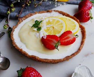 Raw Coconut Lemon Cheesecake with Lemon Curd