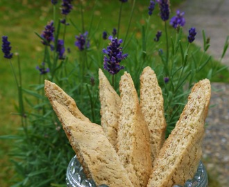 Lavendelbiscotti