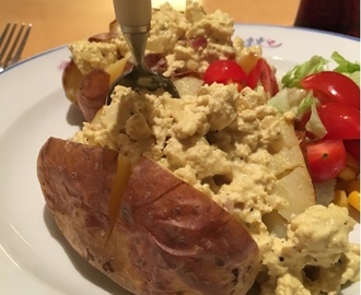 Bakad potatis med tofuröra