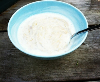 Yoghurt med rabarberkompott, leftovers from heaven!