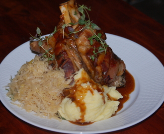 Schweinshaxe