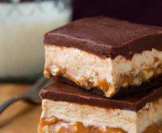 Snickers brownie med marshmallow och nougat!