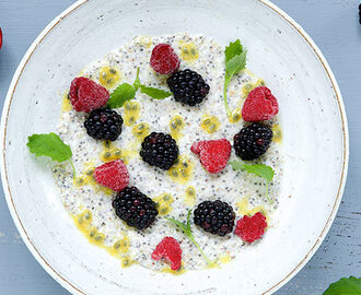 Overnight bovetegröt med chia och kardemumma