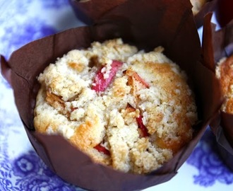 Saftiga äpplemuffins med crumble