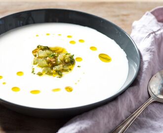 Ajo Blanco (Spanish Chilled "White Gazpacho" Bread and Almond Soup) Recipe