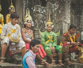 Bland stenar och artister i Ankor Wat