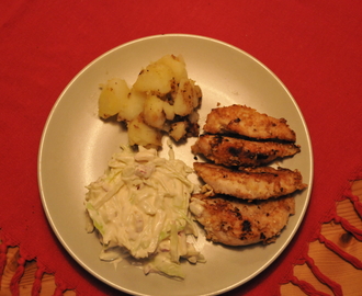 Chicken nuggets med cole slaw