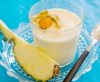 Smoothie med mango och ananas