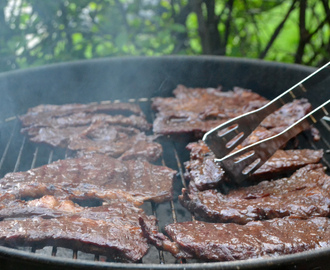 Grillad högrevskärna med kryddig apelsinglaze