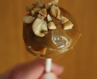 Snickers Cake Pops