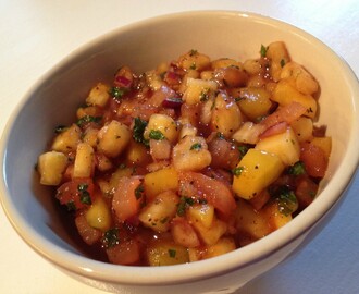 Mango och ananassalsa