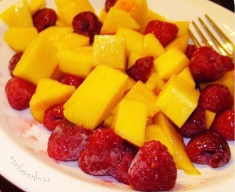 Fruktpuré - äpple, hallon & mango