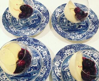 Pannacotta med romkörsbär