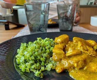 Korma med kyckling och mango